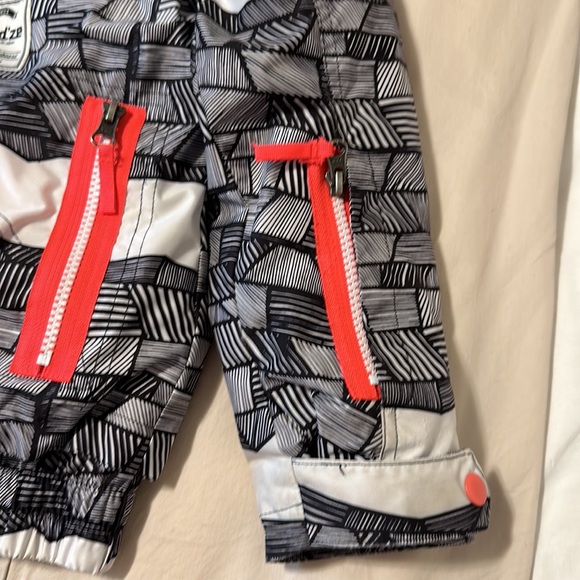 Girl ski jacket - Picture 4 of 9